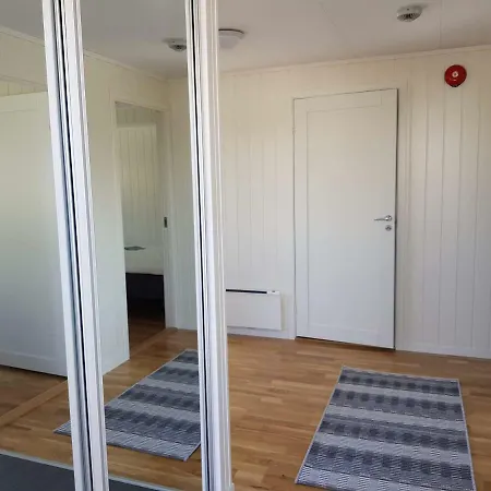 - Hans Chr Stormersgt. Svolvær